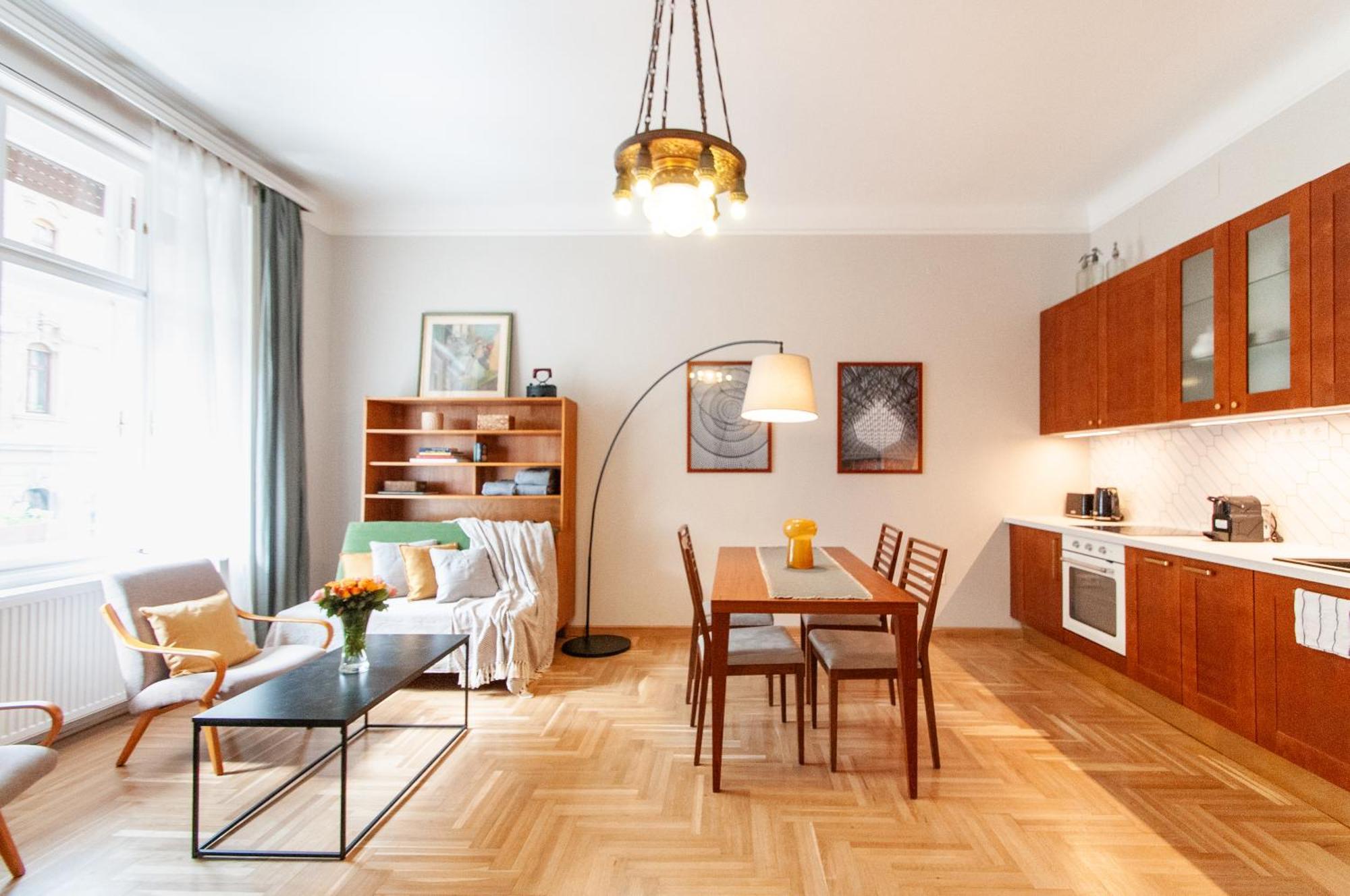 Spacious Family Suite Along River Side, In The Heart Of Buda بودابست المظهر الخارجي الصورة