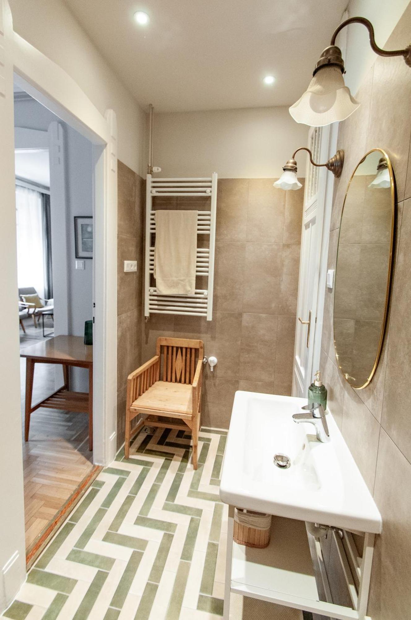 Spacious Family Suite Along River Side, In The Heart Of Buda بودابست المظهر الخارجي الصورة