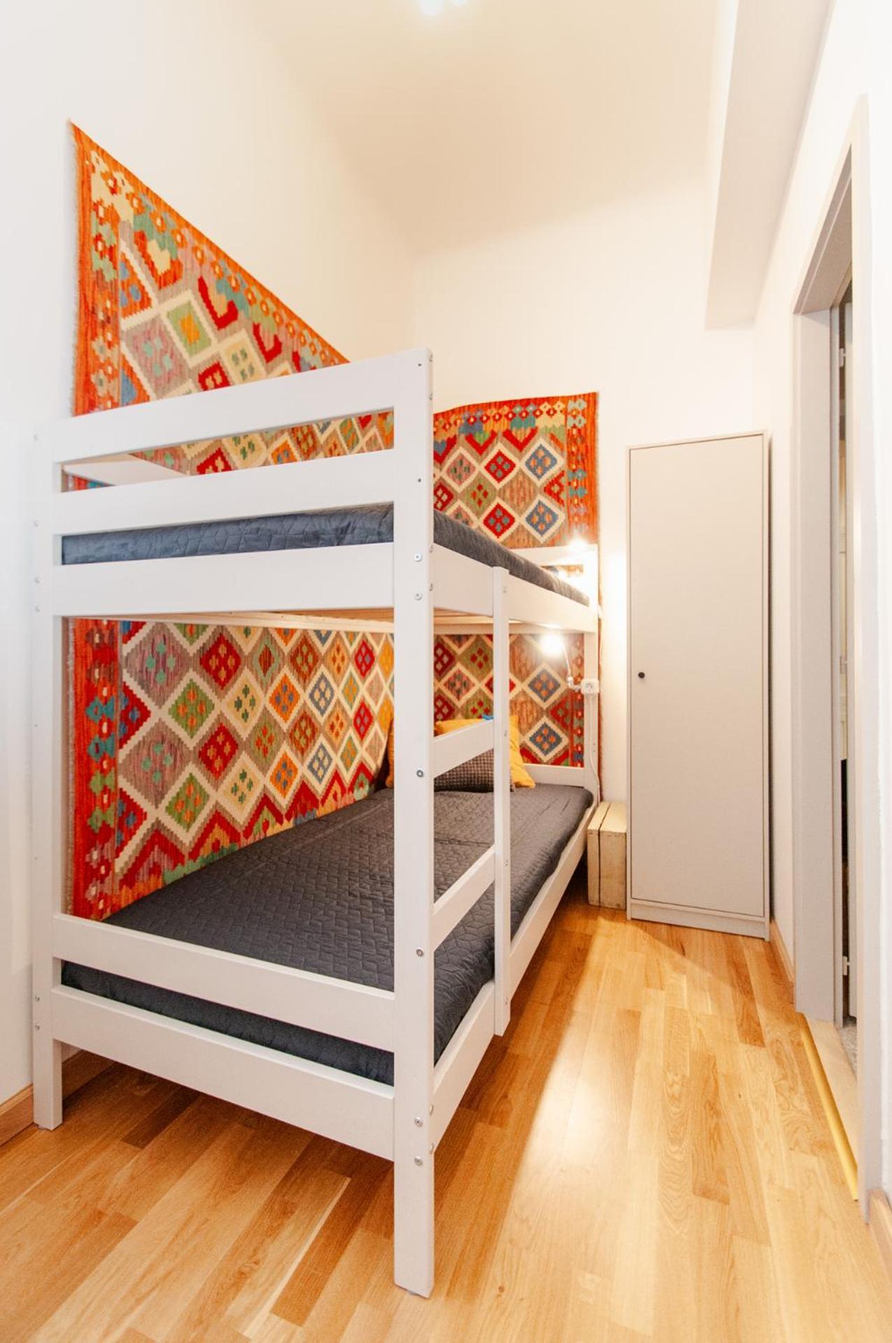 Spacious Family Suite Along River Side, In The Heart Of Buda بودابست المظهر الخارجي الصورة